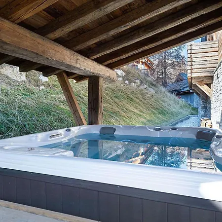 Apartmán 95m², Sud-est, Jacuzzi, Val D'isere, 4 Suites, Parking, Animaux Ok - Fr-1-567-73 *